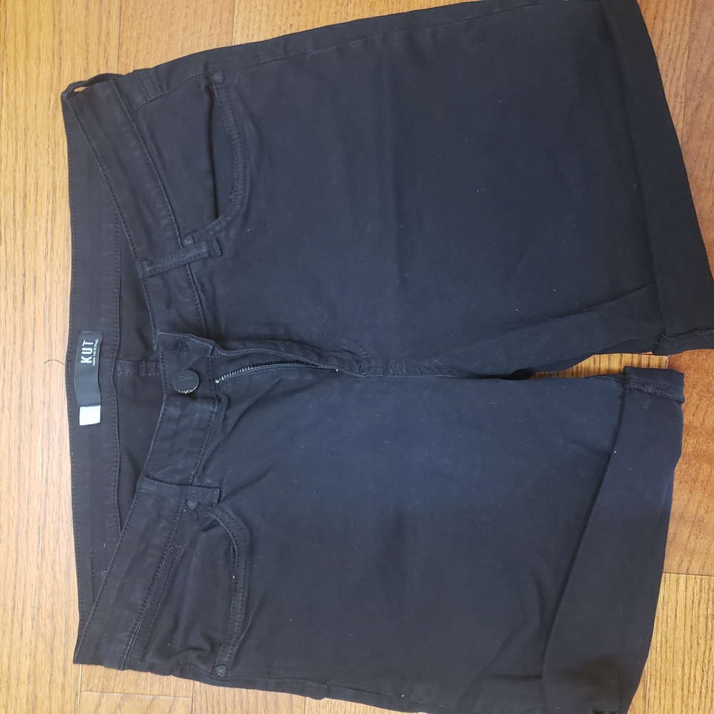 Kut from the Kloth Black Jean Shorts Classic Style